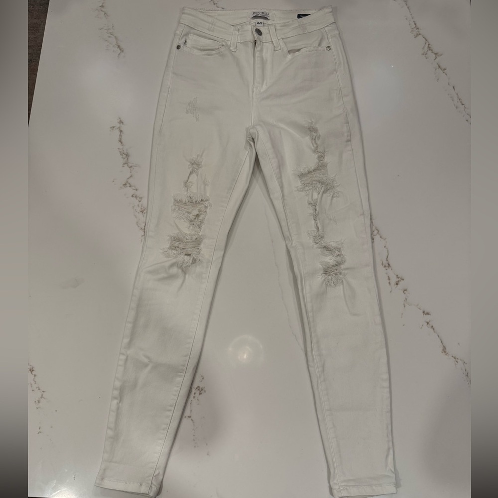 Judy Blue Women's Distressed White Skinny Jeans Size 26